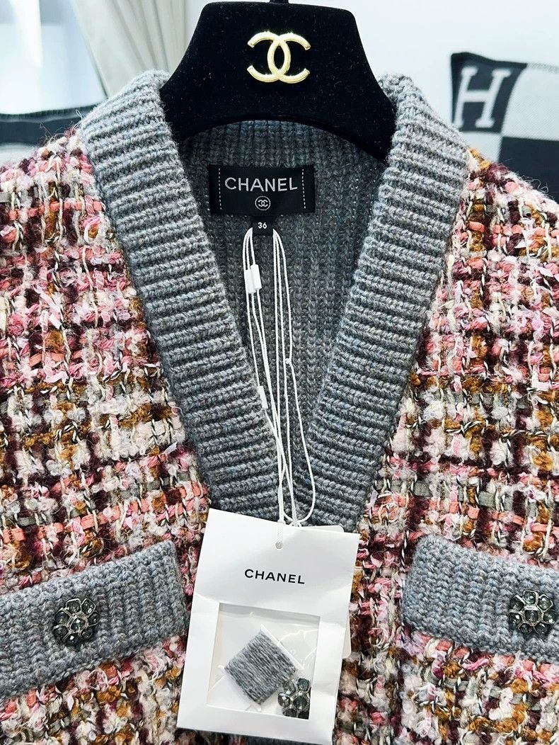 Chanel Chanel 23K pink tweed stitching gray plaid diamond buckle Size XS / US 0-2 / IT 36-38 - 5 Thumbnail