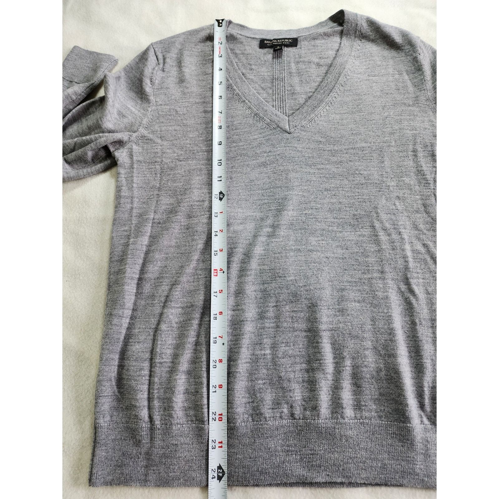 Banana Republic Banana Republic 100% Extra Fine Merino Wool Sweater S Gray Size S / US 4 / IT 40 - 5 Thumbnail