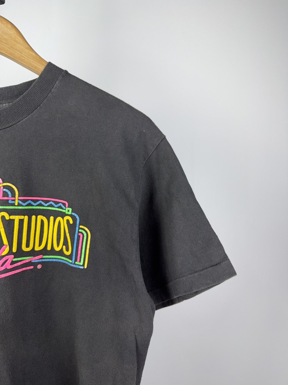 Universal Studios × Vintage Vintage 90s Movie Universal Studios Florida Logo T-shirt Size US M / EU 48-50 / 2 - 3 Thumbnail