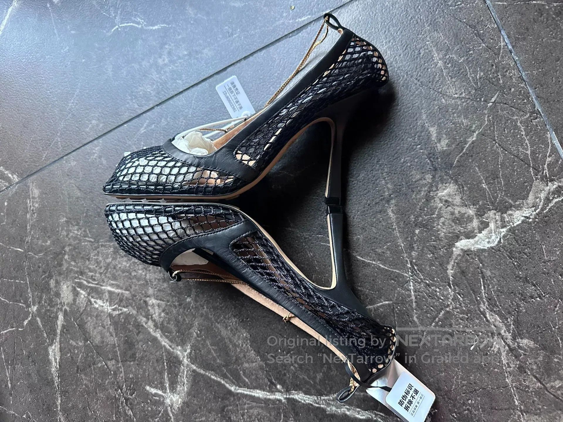 Bottega Veneta Bottega Veneta Mesh Gold Chain Square. Size US 4 / IT 34 - 5 Thumbnail