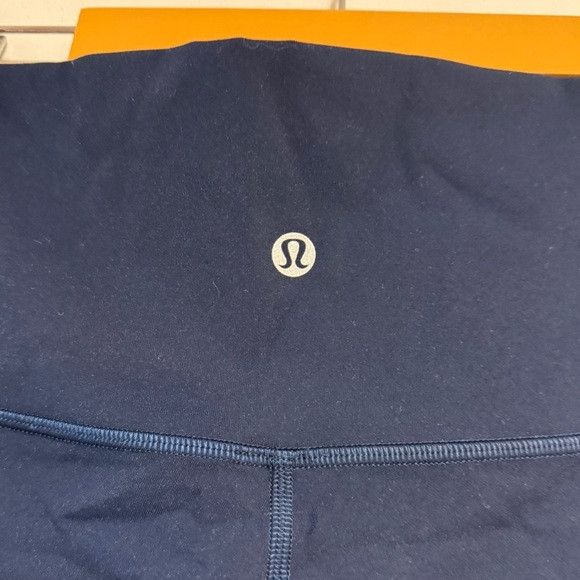 Lululemon Lululemon Navy Blue High-Rise Shorts (DIY Cut) – 6 Size 28" / US 6 / IT 42 - 3 Thumbnail