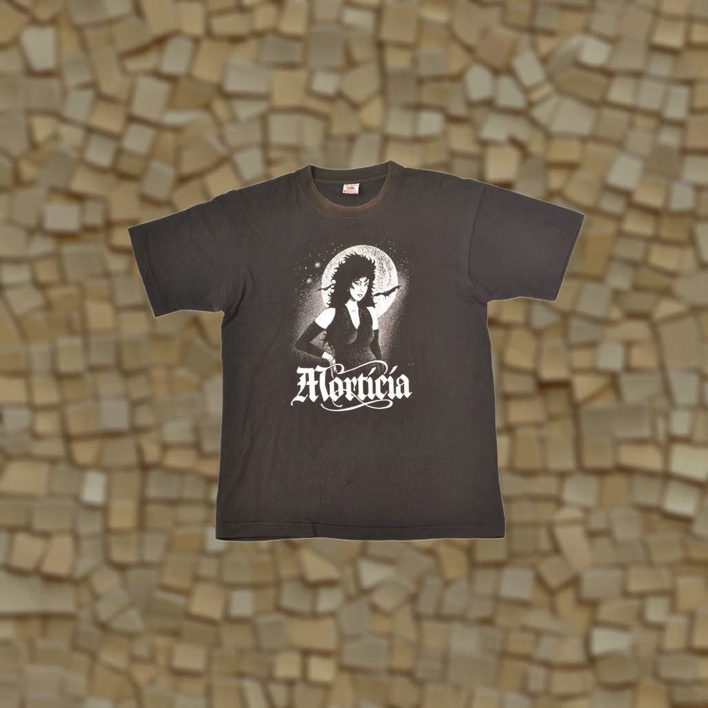 Fruit Of The Loom Fruit of the Loom Morticia Addams Vintage T-Shirt Tee Made in USA Size L Black Mens Shirt 90s 100% Cotton Size US L / EU 52-54 / 3 - 1 Thumbnail