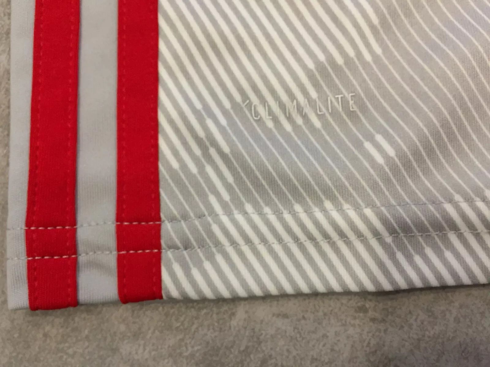 Adidas NEW YORK RED BULLS 2019 2020 FOOTBALL SHIRT JERSEY L Size US L / EU 52-54 / 3 - 7 Thumbnail