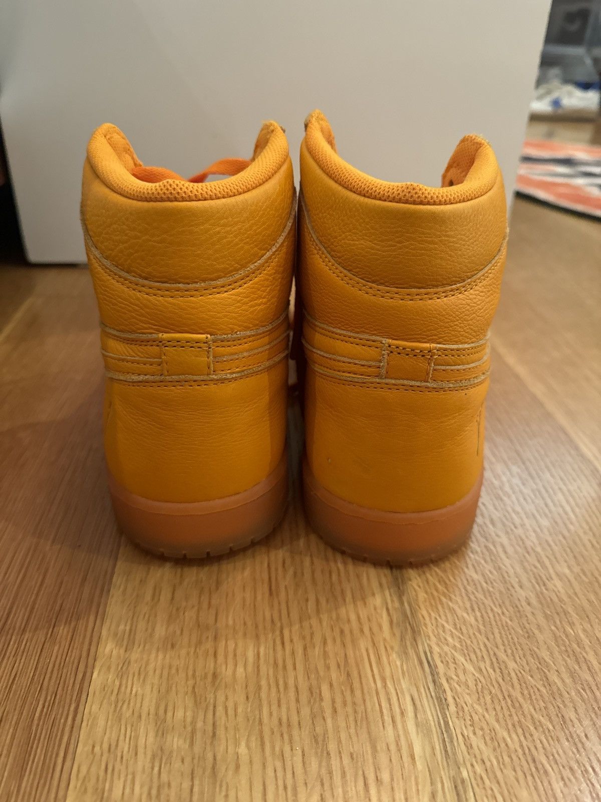 Gatorade × Jordan Brand × Nike Gatorade Jordan 1 Size US 13 / EU 46 - 5 Thumbnail