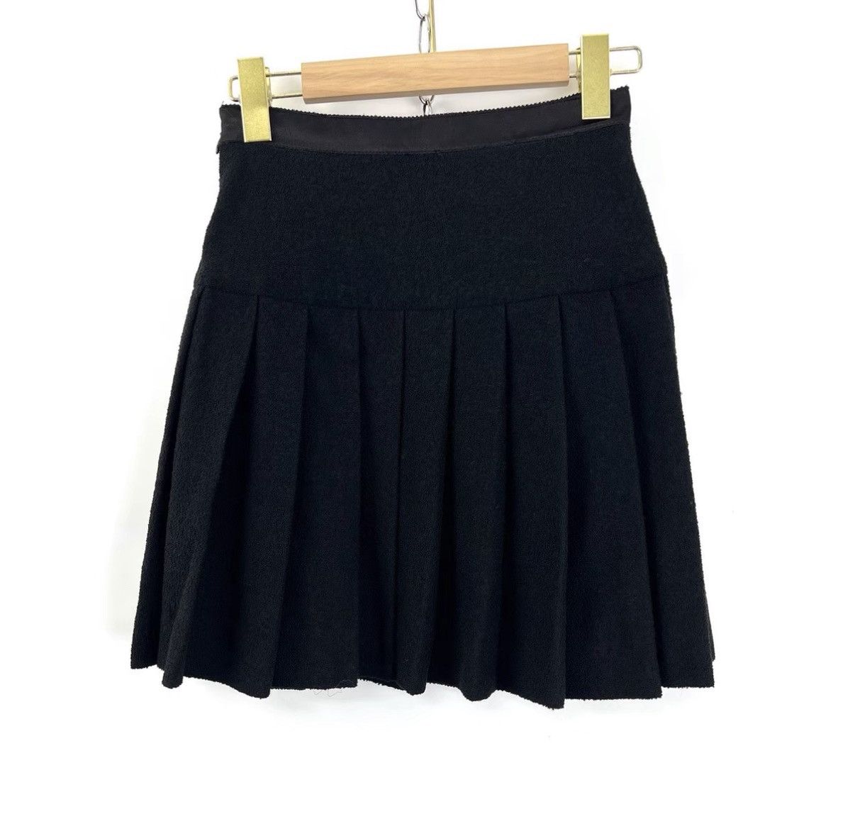 Miu Miu Miumiu Black Bow Wool Blend Pleated Mini Skirt K12 Size 25" / US 0 / IT 36 - 2 Thumbnail