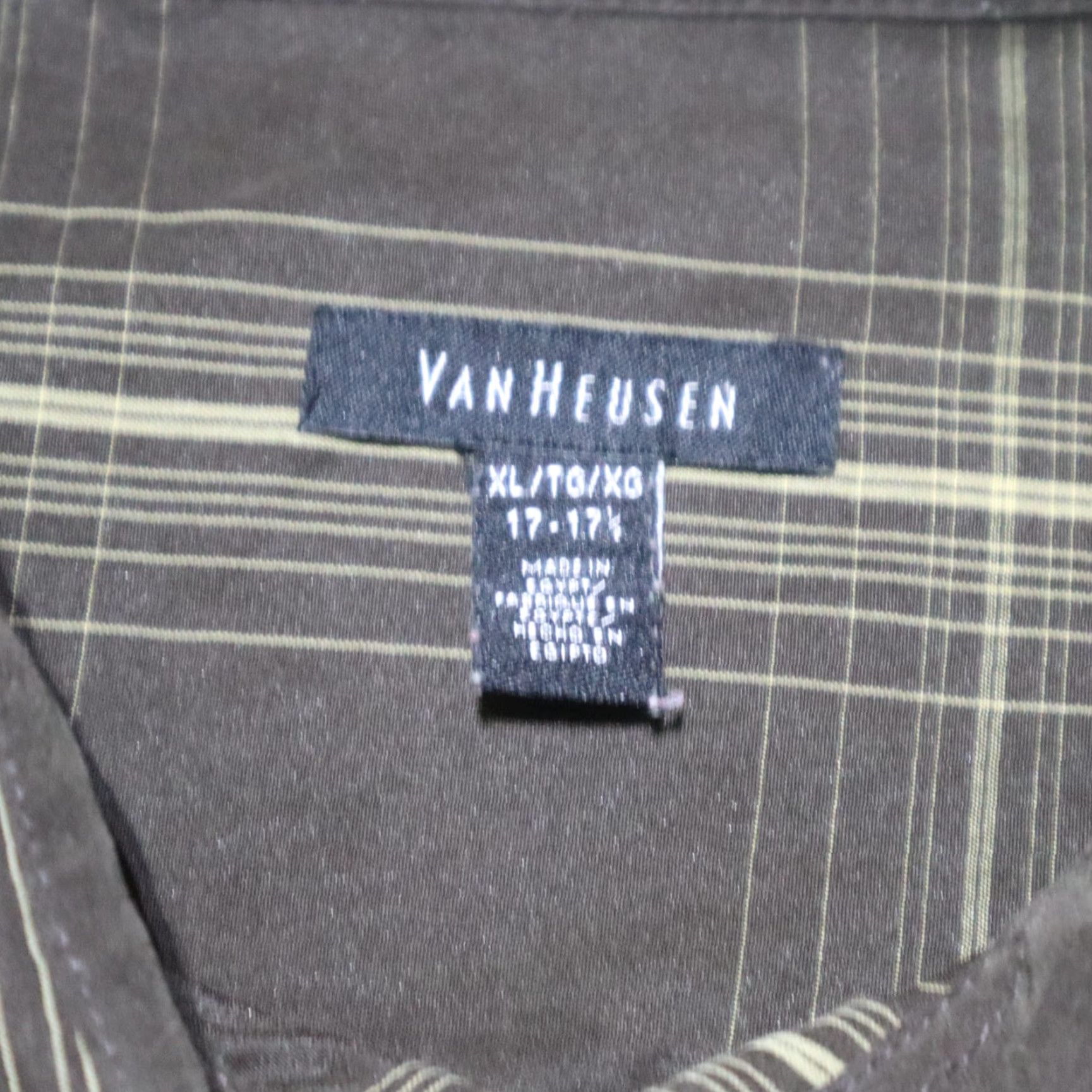 Van Heusen Van Heusen Shirt Men's Size 17.5 XL Solid Brown Plaid Pocket Button Up Size 46R - 3 Thumbnail