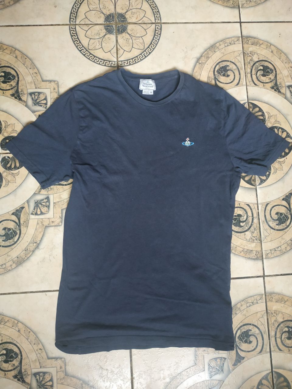 Vivienne Westwood Vivienne Westwood MAN Navy T-shirt Embroidered Orb Logo Sz M Size US M / EU 48-50 / 2 - 1 Thumbnail