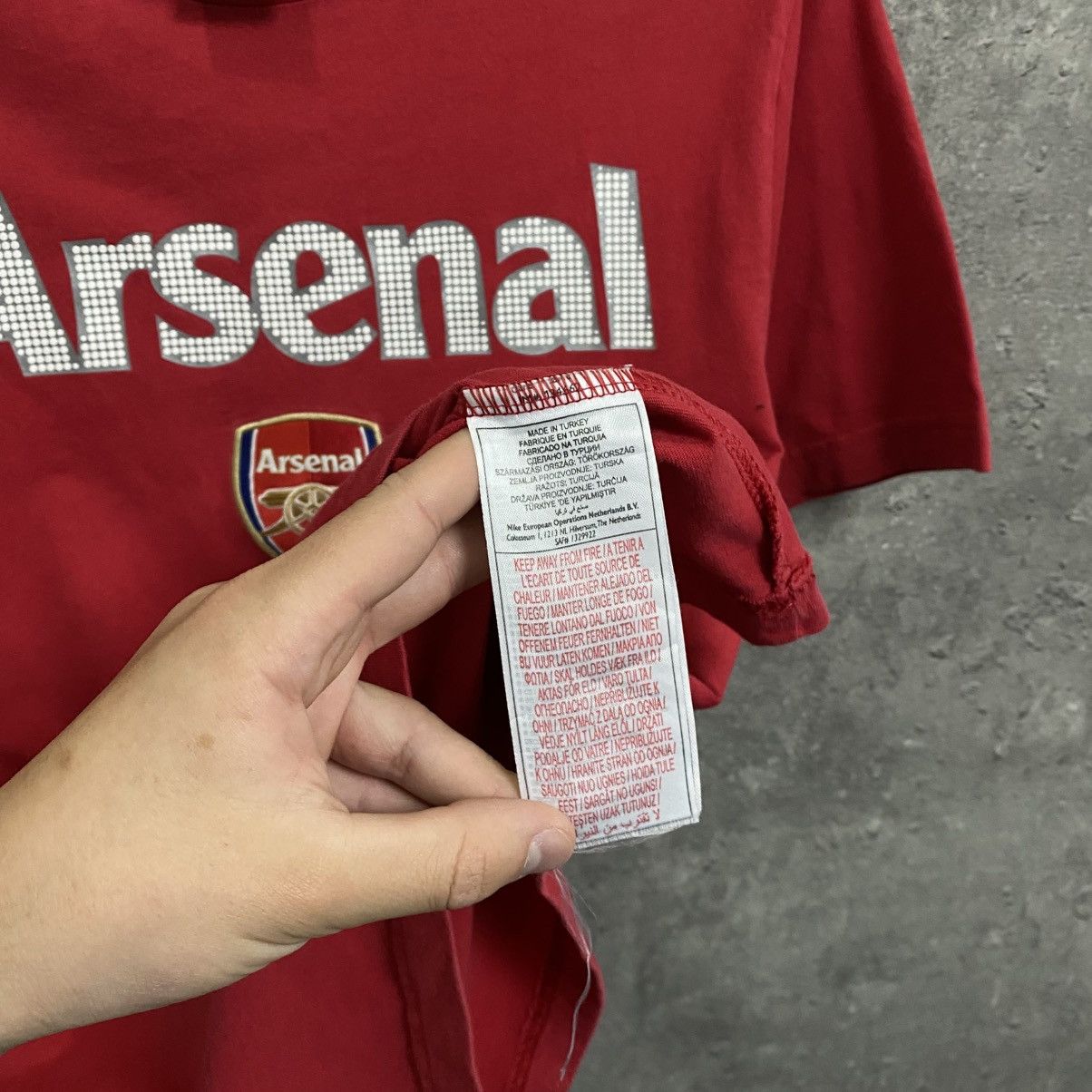 Nike Vintage Nike Arsenal T-Shirt Big Logo Size US M / EU 48-50 / 2 - 8 Thumbnail