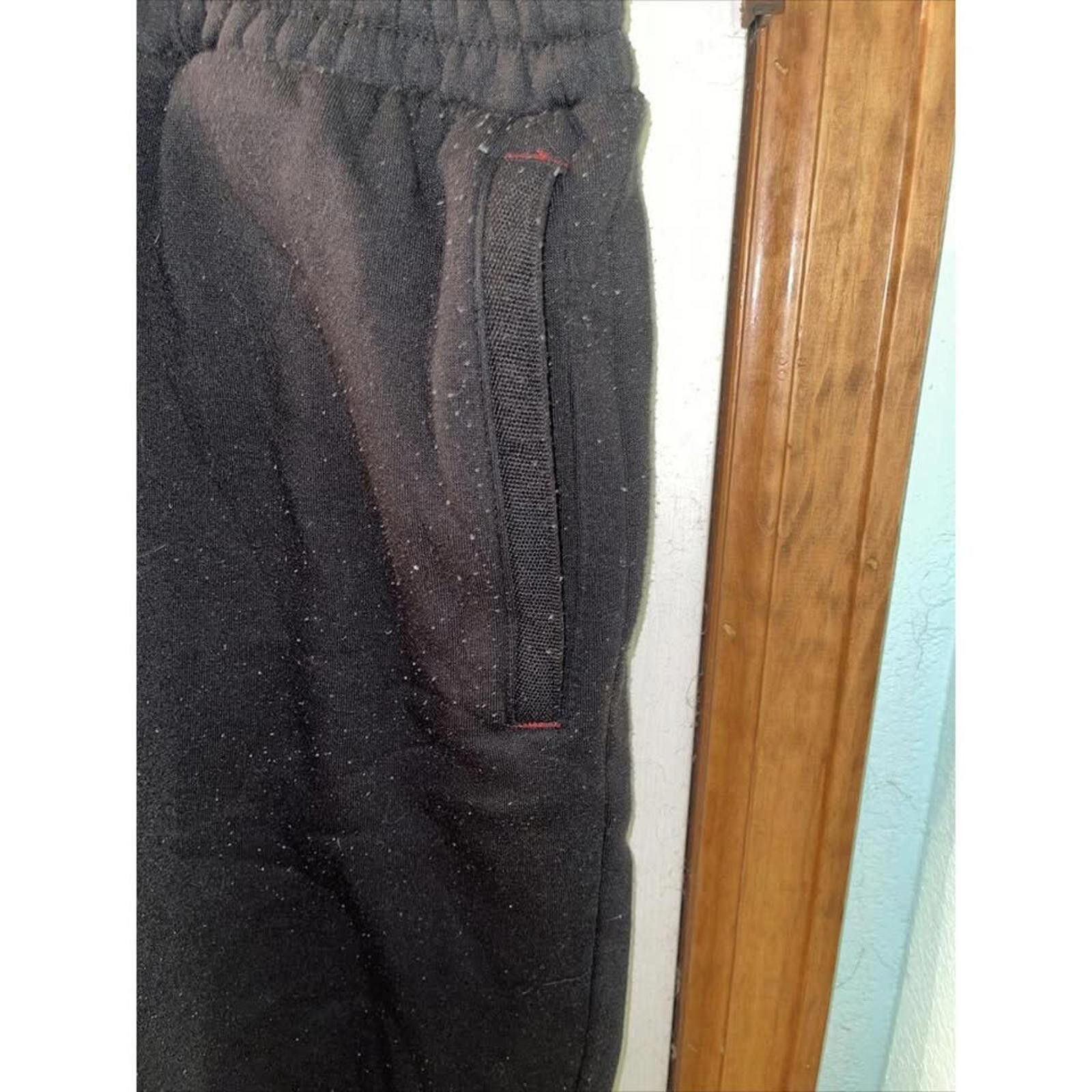 Other Comfortable Black Athletic Shorts Size US 44 / EU 60 - 4 Thumbnail