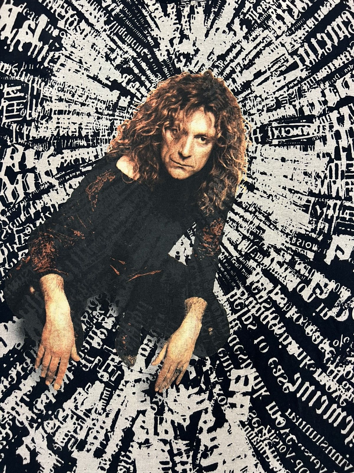 Band Tees Vintage Robert Plant All-Over Print Rock Tee Size US L / EU 52-54 / 3 - 3 Thumbnail