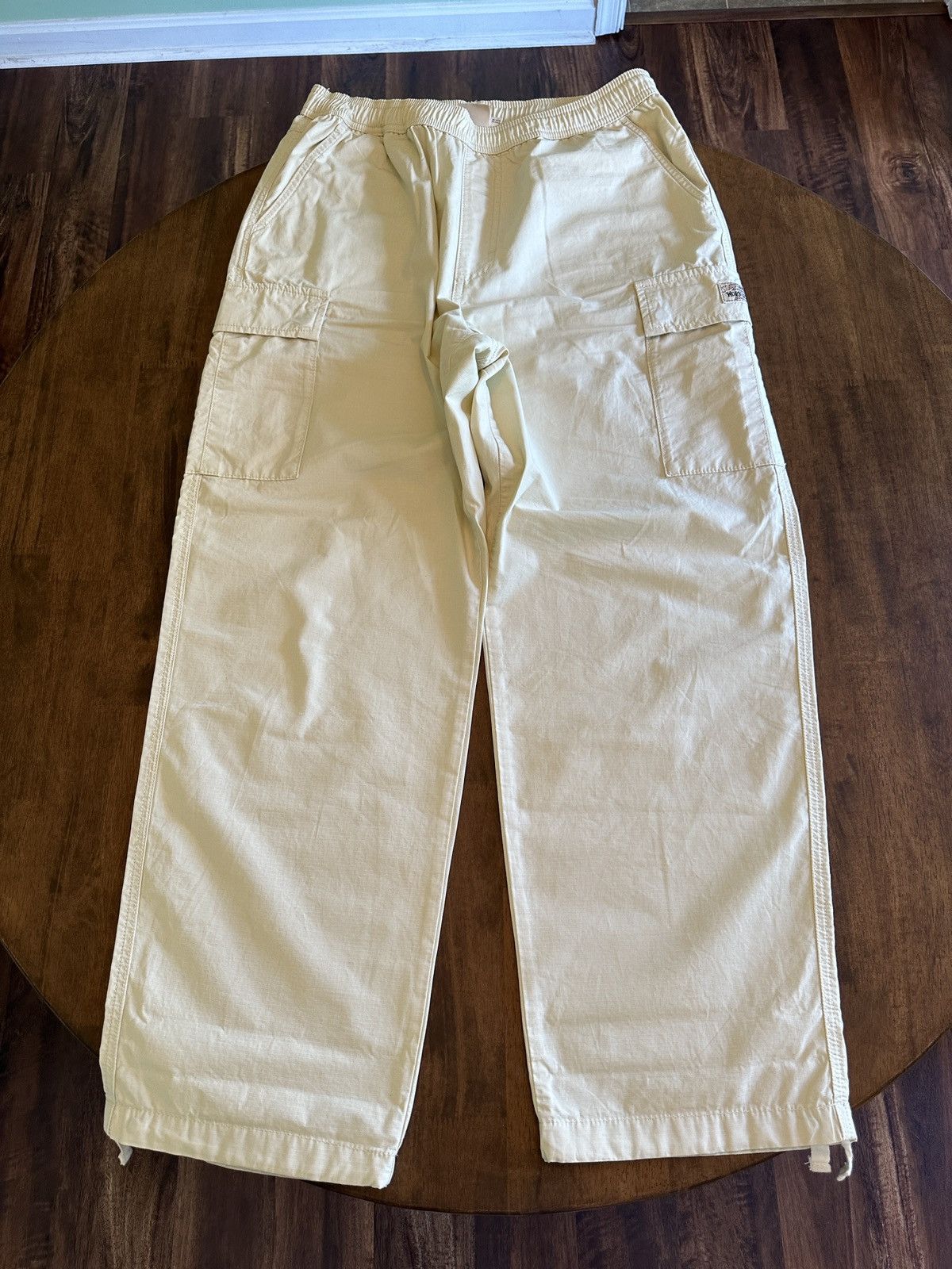 STUSSY RIPSTOP CARGO BEACH PANT white