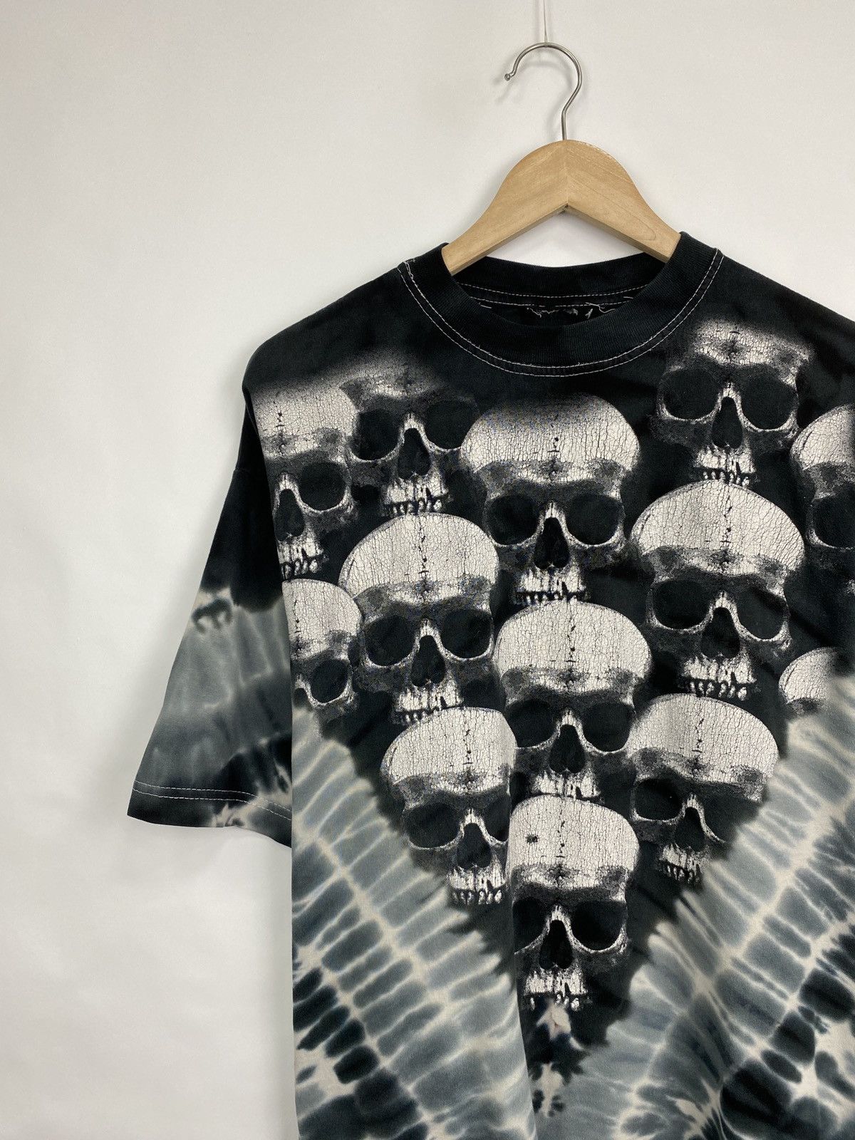 Liquid Blue 💀 Vintage 90s Skull Death All Over Print Y2K Retro Rare Hype Size US XL / EU 56 / 4 - 2 Thumbnail
