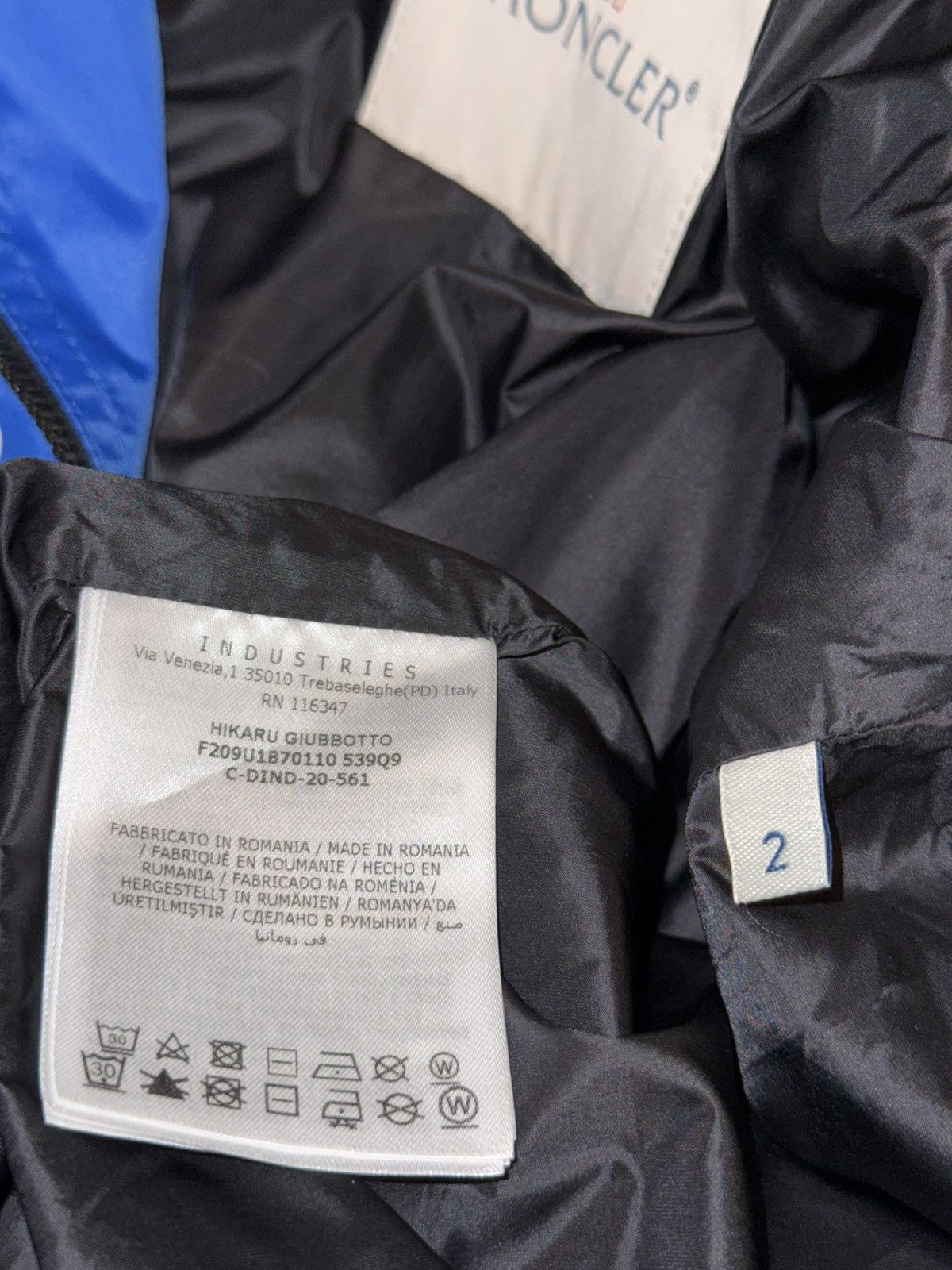 Fragment Design × Moncler 2019 MONCLER x FRGMNT x POKEMON Size US M / EU 48-50 / 2 - 7 Thumbnail