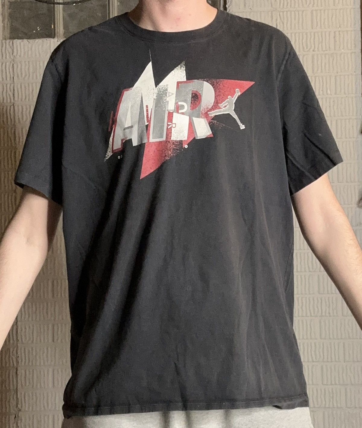 Jordan Brand Vintage Air Jordan Graphic T Shirt Size US XL / EU 56 / 4 - 1 Thumbnail