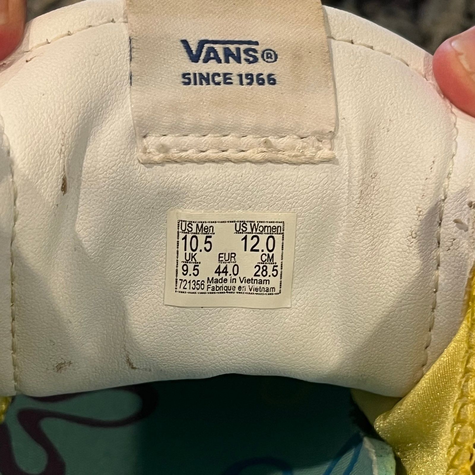 Vans VANS X SPONGE BOB LOW LAND COMFY CUSH BUBBLE Men's Athletic Size US 10.5 / EU 43-44 - 10 Thumbnail