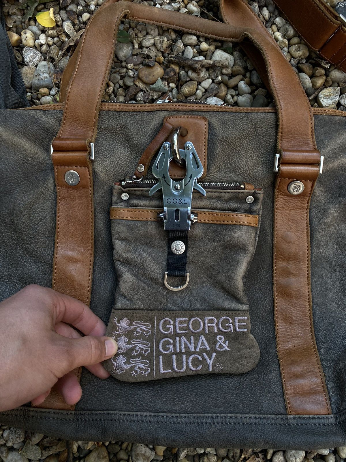 Japanese Brand Vintage George Gina & Lucy GGL Crossbody Bag Size ONE SIZE - 6 Thumbnail