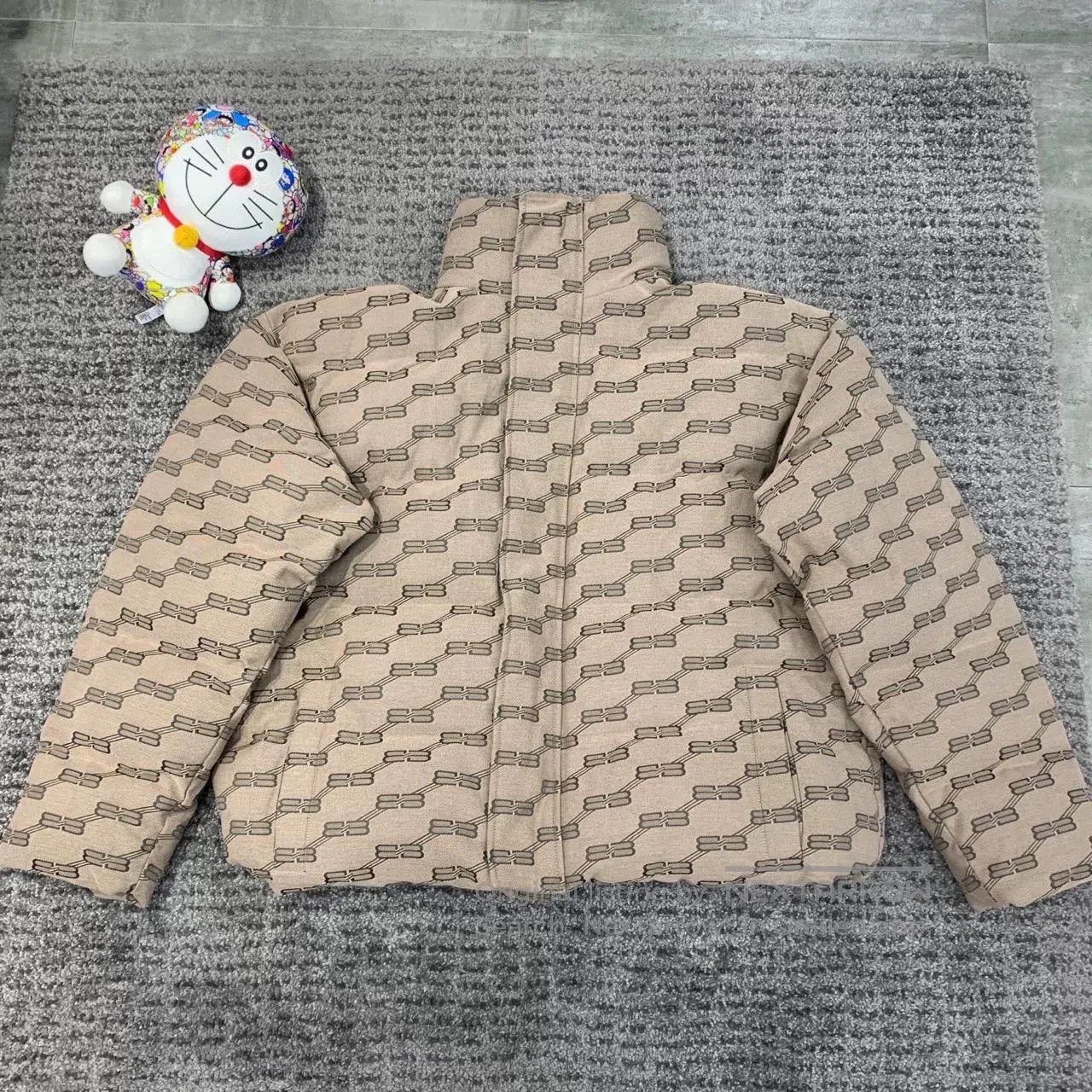 Balenciaga balenciaga double b printed cotton jacket. Size US L / EU 52-54 / 3 - 1 Thumbnail
