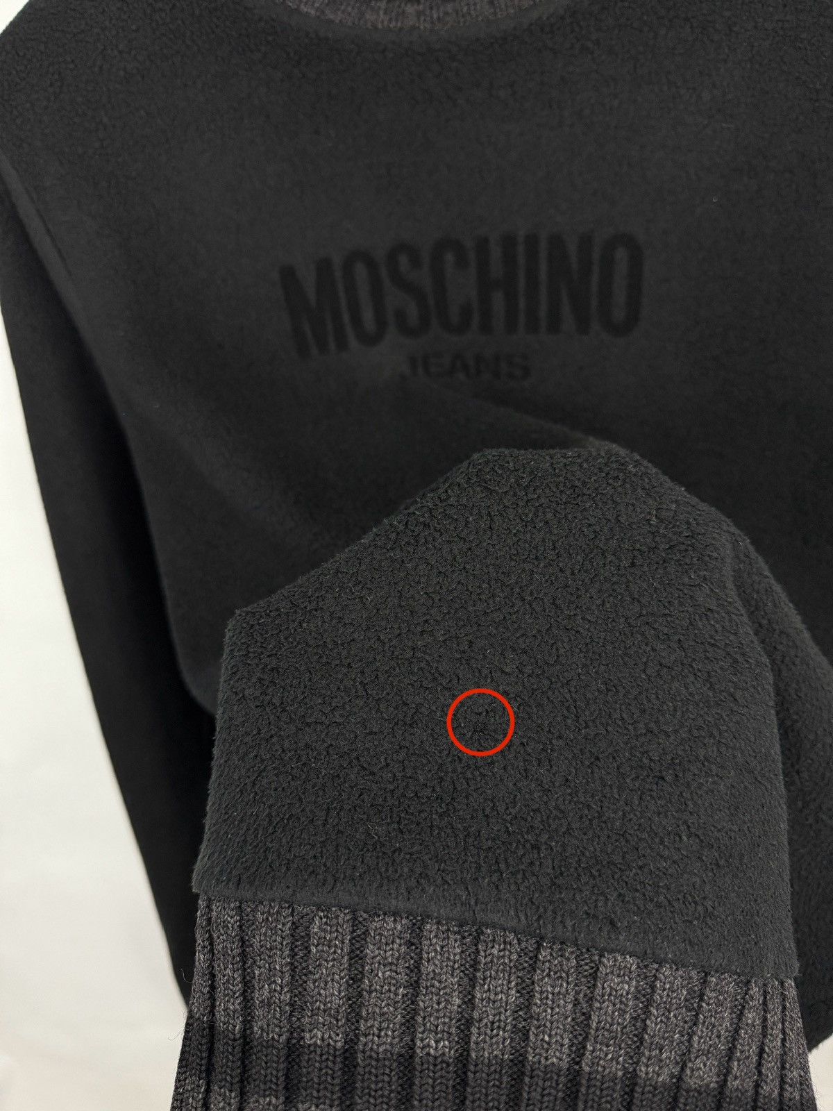 Moschino 🇮🇹 Vintage 90s Moschino Jeans Fleece Sweatshirt Rare Size US M / EU 48-50 / 2 - 11 Thumbnail