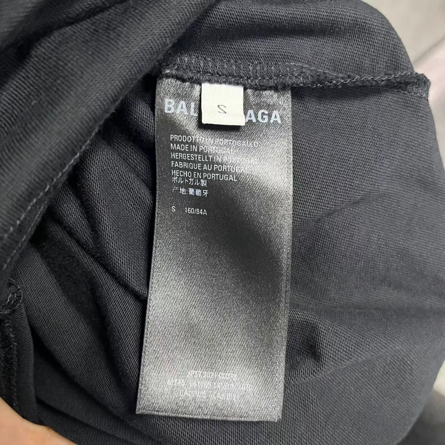Balenciaga Balenciaga Black Logo Print Crewneck Short-sleeve T-shirt Size US S / EU 44-46 / 1 - 4 Thumbnail