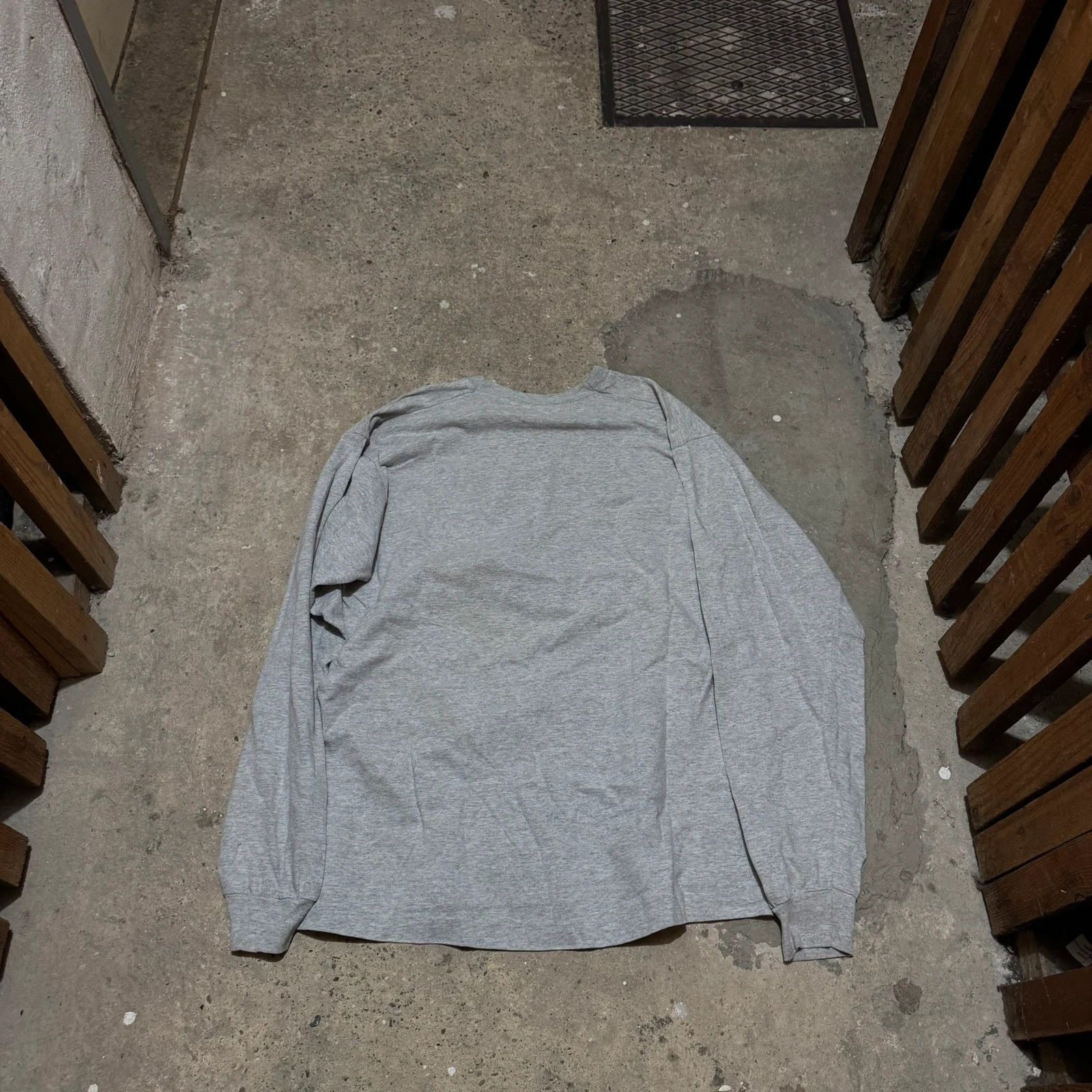 Band Tees Vintage Hash Ultra long sleeve t-shirt Size US XL / EU 56 / 4 - 6 Thumbnail