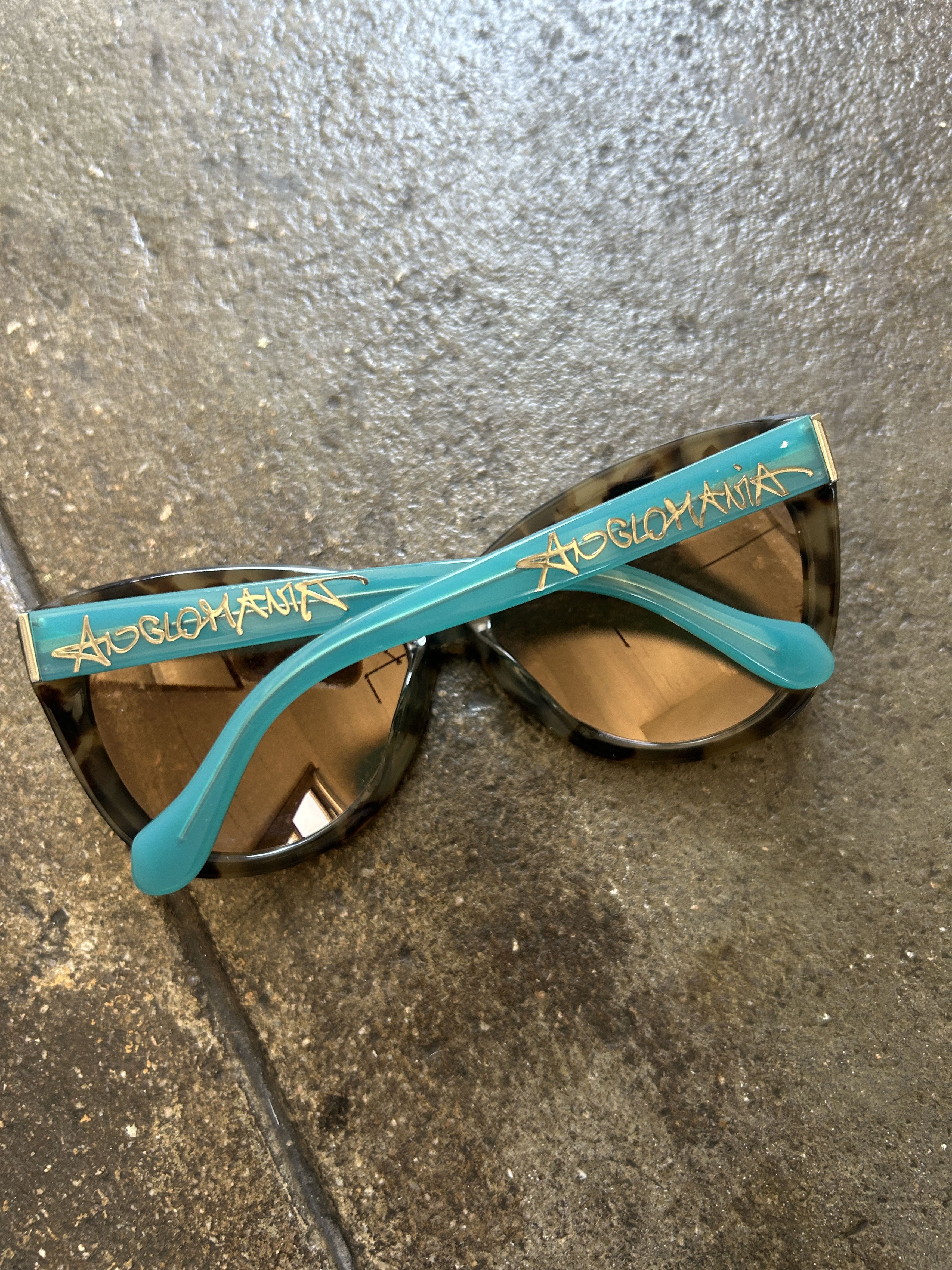 Vivienne Westwood Cat Eye Anglomania Teal and Tortoise Sunglasses Size ONE SIZE - 4 Thumbnail