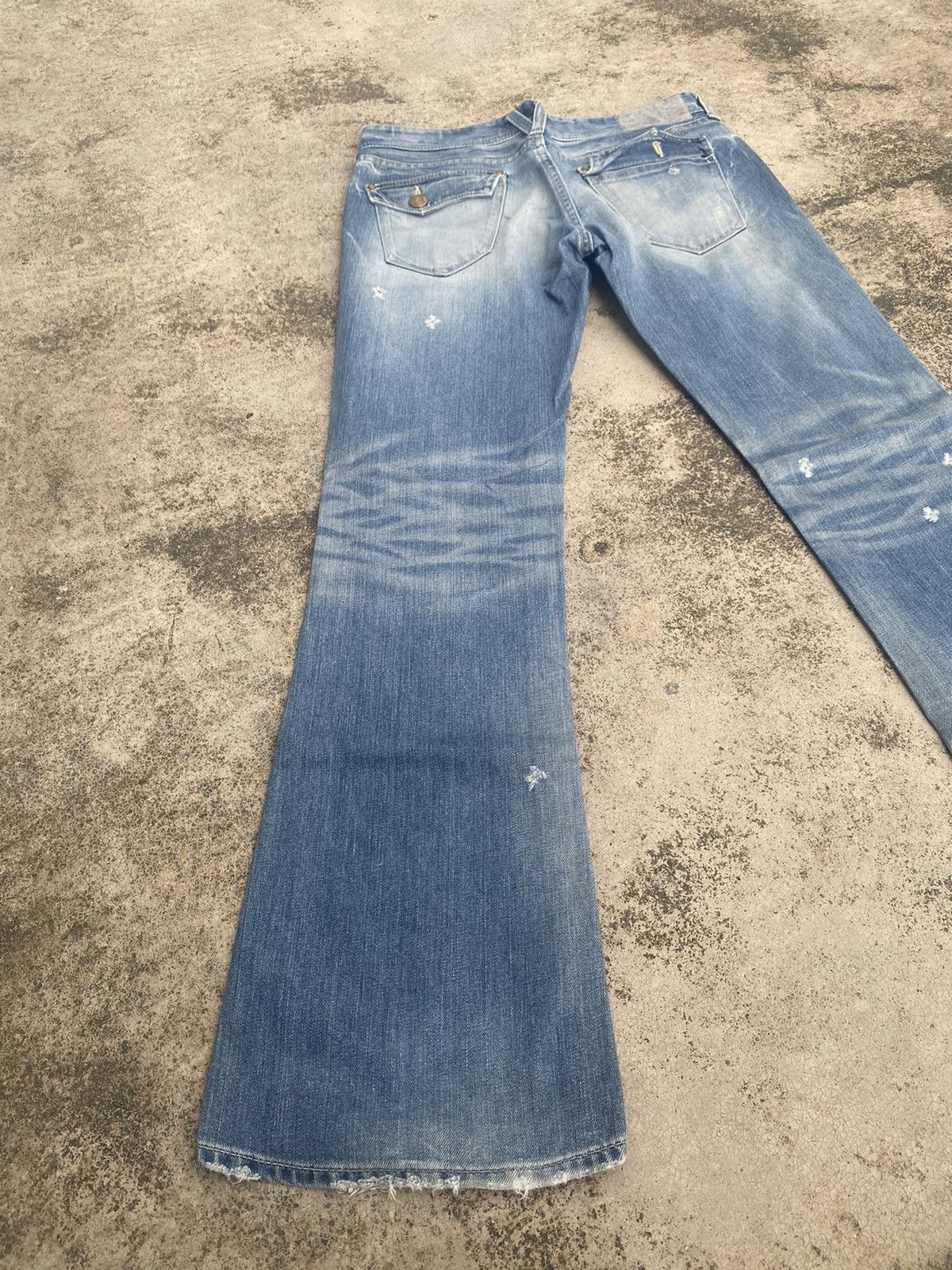 If Six Was Nine × Japanese Brand × Vanquish Flare Jeans Vanquish Faded Distressed Size US 33 - 14 Thumbnail