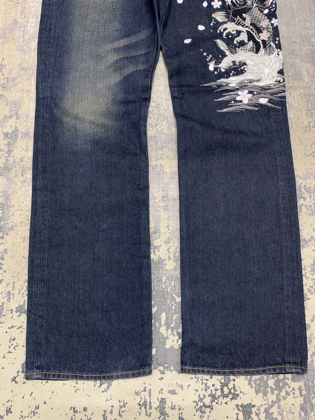 Japanese Brand Japanese Brand Kara Kuri Style Embroidery Sukajan Jeans Size US 33 - 3 Thumbnail