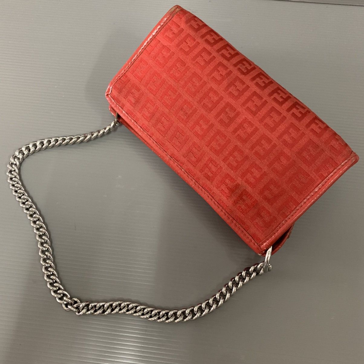 Fendi Fendi Small Chain Pochette Clutch Bag Size ONE SIZE - 10 Thumbnail