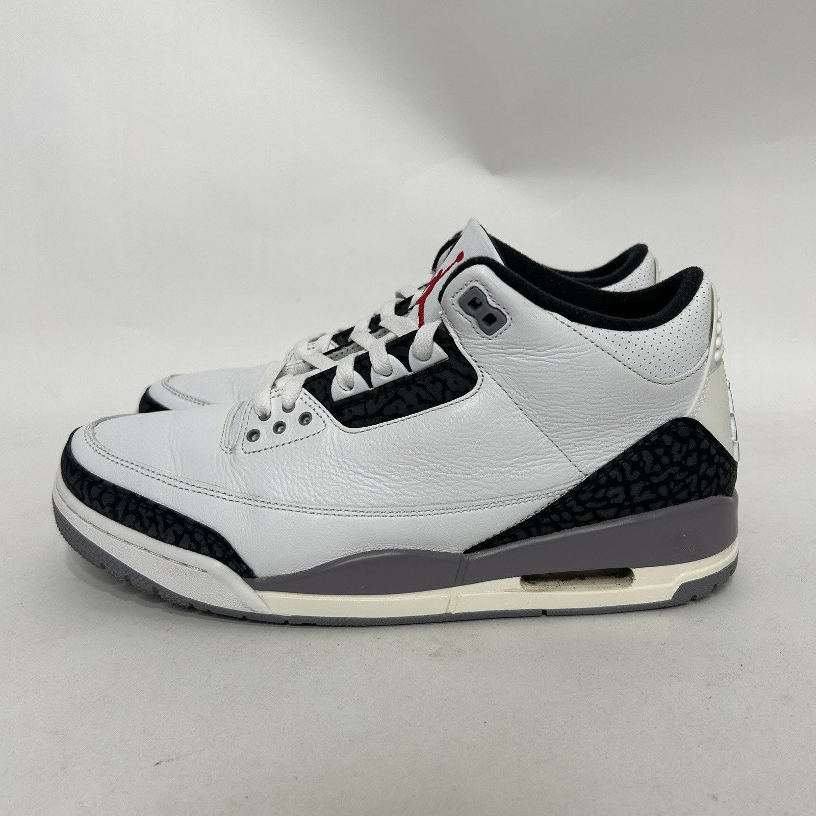 Nike Nike Air Jordan 3 Retro “Cement Grey White Fire Red” Size US 11 / EU 44 - 6 Thumbnail