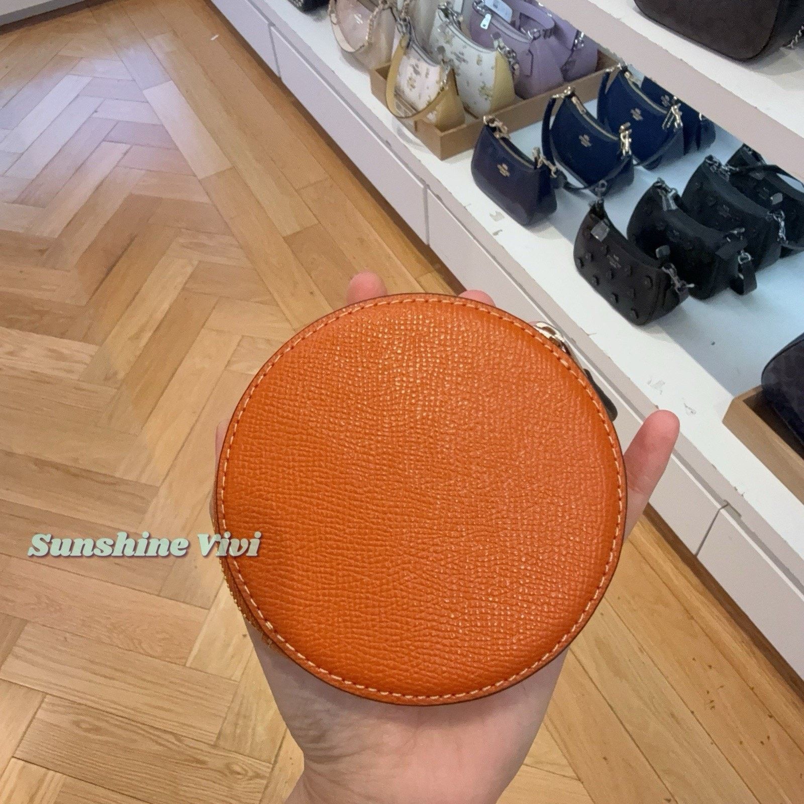 Coach NWT Coach Circle Orange Coin Case CAN29 Spice Orange Size ONE SIZE - 2 Thumbnail