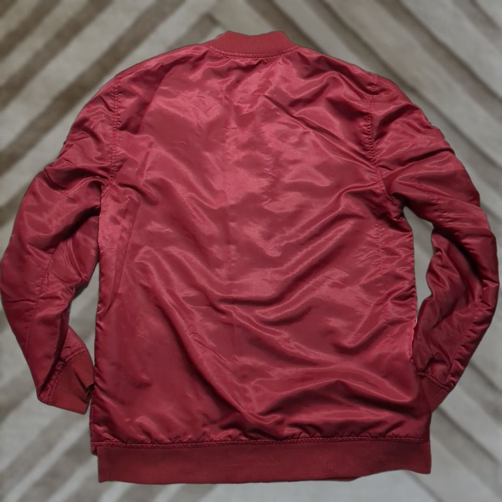 Vintage Jaywalker Bomber Jacket Ruched Sleeve Burgundy Gold Trim Nylon Men Medium Size US M / EU 48-50 / 2 - 1 Thumbnail