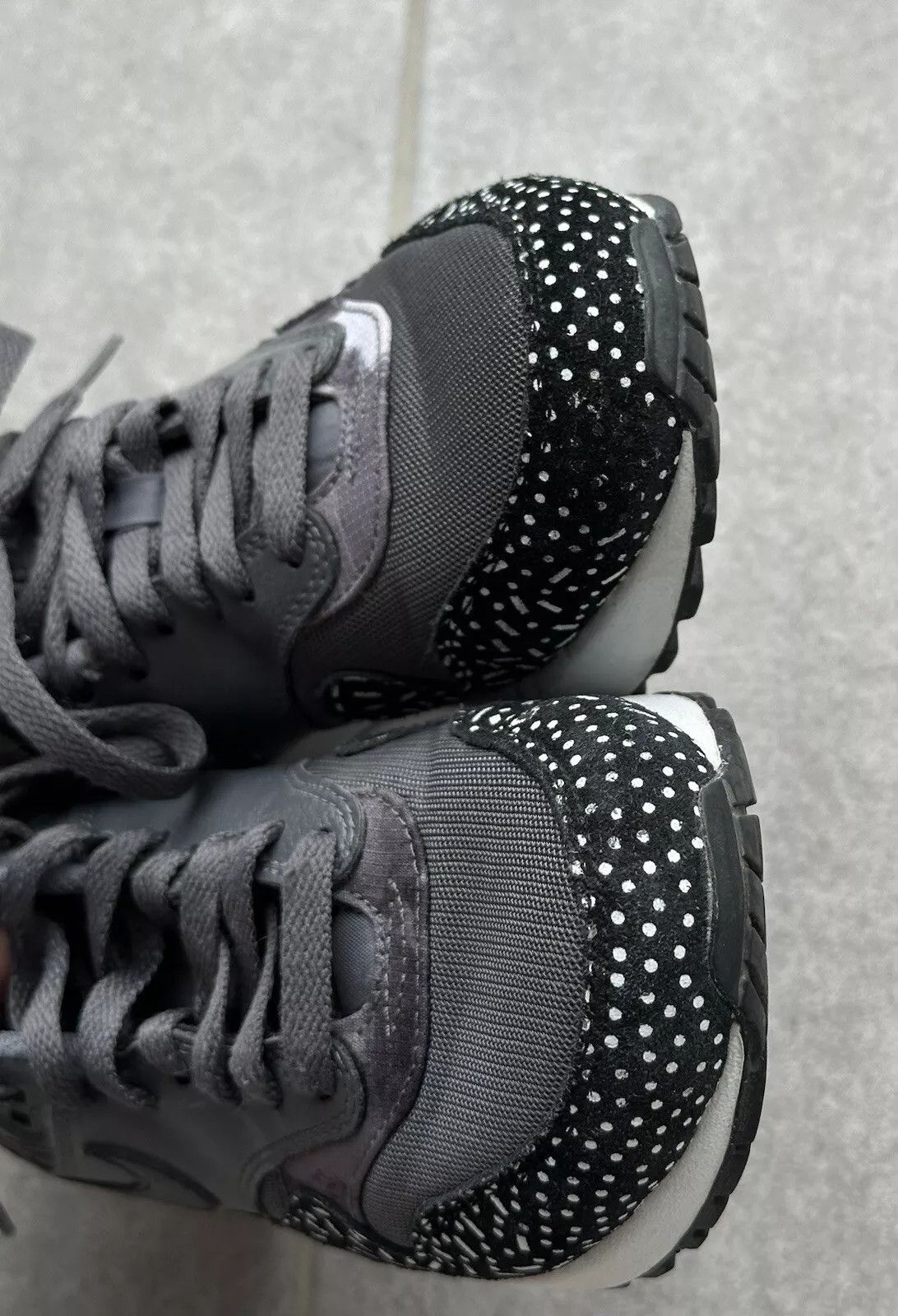 Nike Nike Air Max 1 Dark Grey Metallic 2014 Womens Shoes Sneakers Size US 6.5 / IT 36.5 - 12 Thumbnail