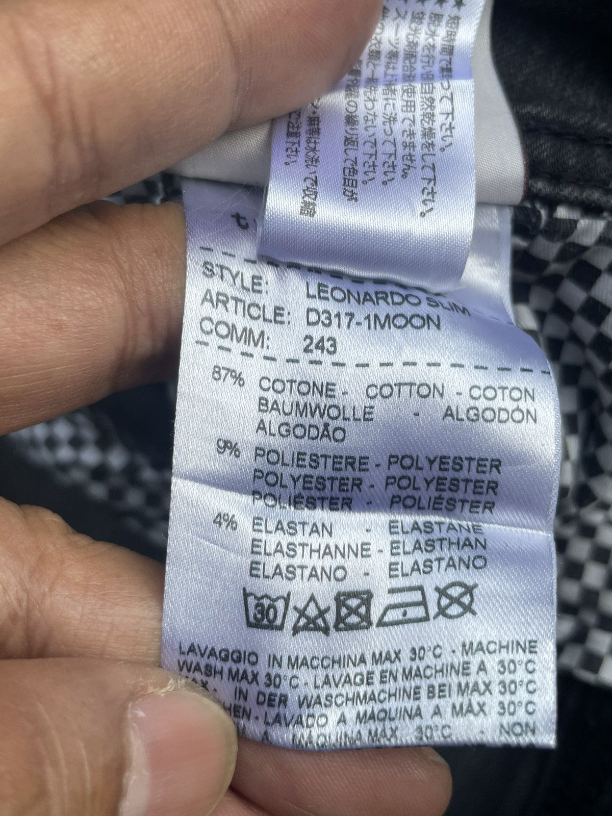 Designer Tramarossa black denim Size US 33 - 18 Thumbnail