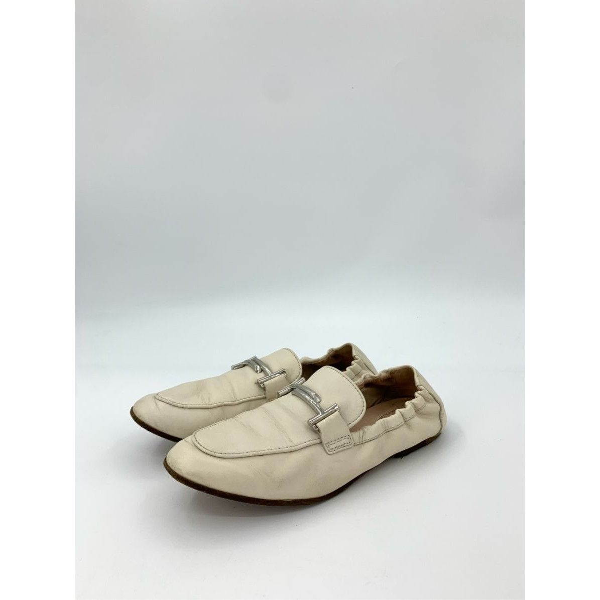 Tod's Tods Womens Ivory Leather Loafers With Silver Buckle Accent Size US 7 / IT 37 - 1 Thumbnail