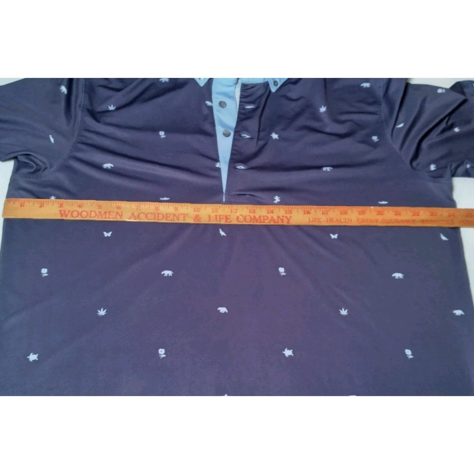 Vintage VINTAGE Greyson Polo Shirt Blue Short Sleeve Animal Print Polo Shirt Mens L Blue Bear Frog Butterfly Turtle Pattern Casual Activewear Travel Size US L / EU 52-54 / 3 - 4 Thumbnail