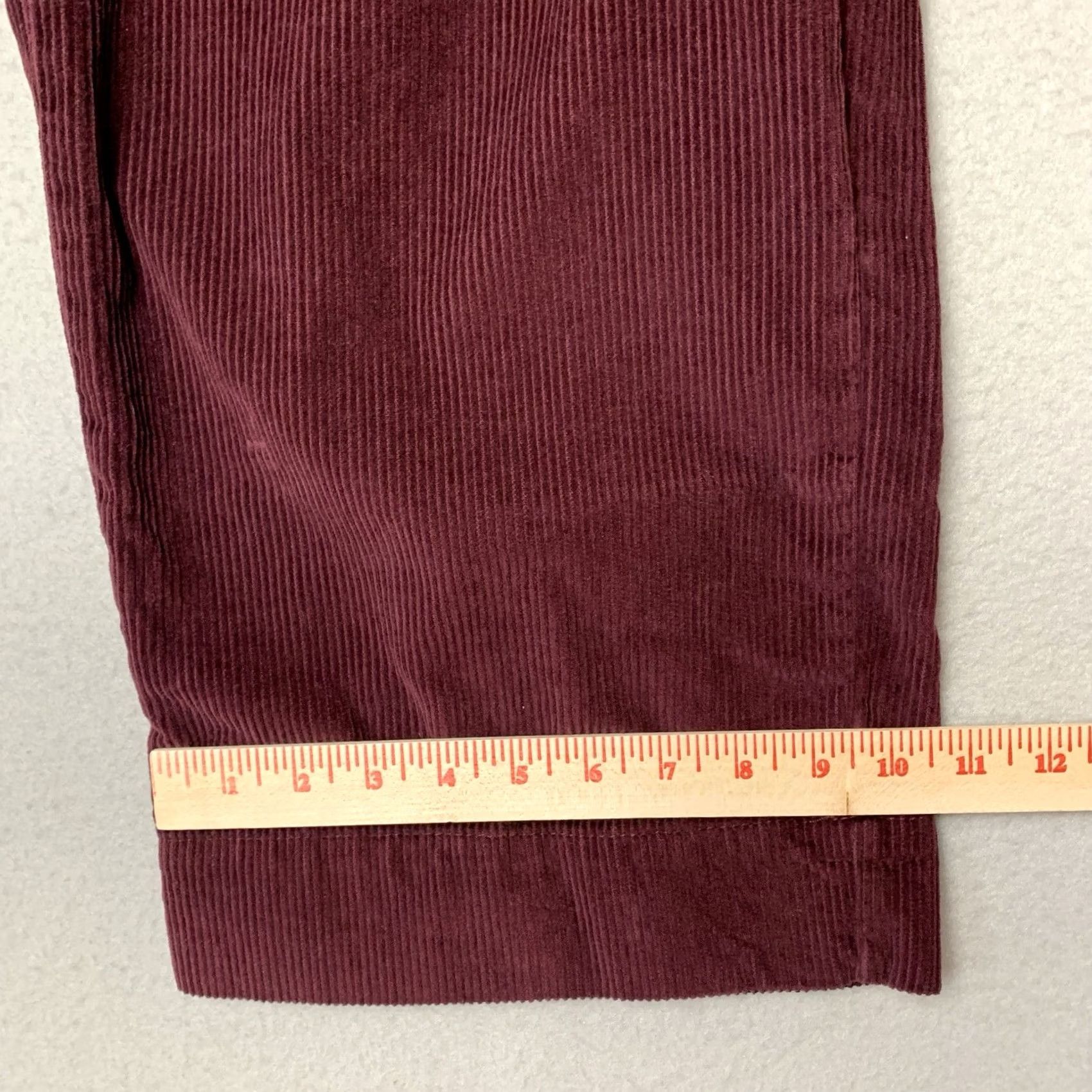 Old Navy Old Navy Pants Womens 10 Maroon High Rise Wide Leg Corduroy Office Siren Y2K Size 32" / US 10 / IT 46 - 7 Thumbnail