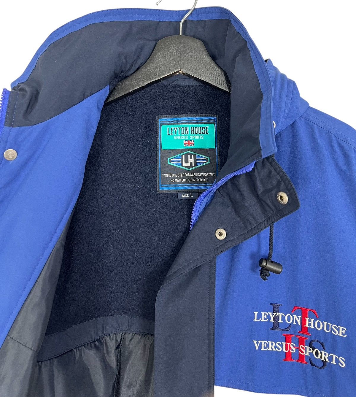 Formula 1 × Vintage Vintage Leyton House Versus Sports Down Jacket Size US L / EU 52-54 / 3 - 7 Thumbnail