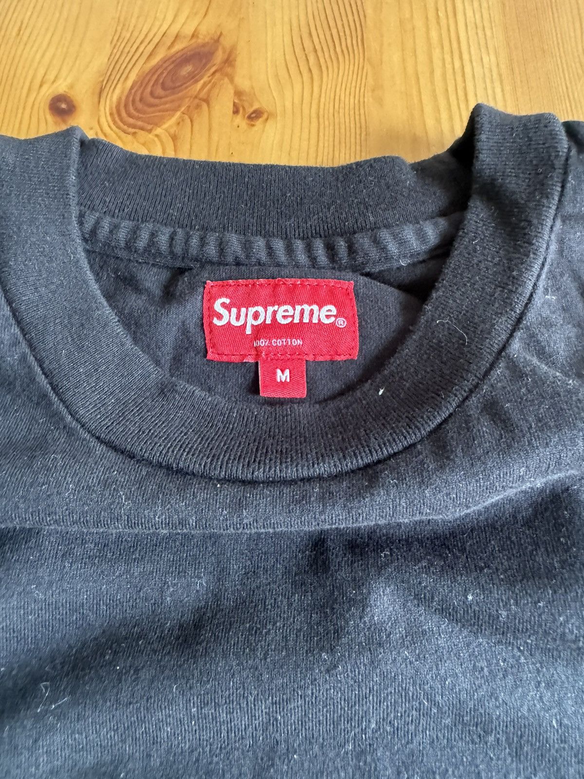 Supreme Supreme Black logo embroidered tee Size US M / EU 48-50 / 2 - 3 Thumbnail