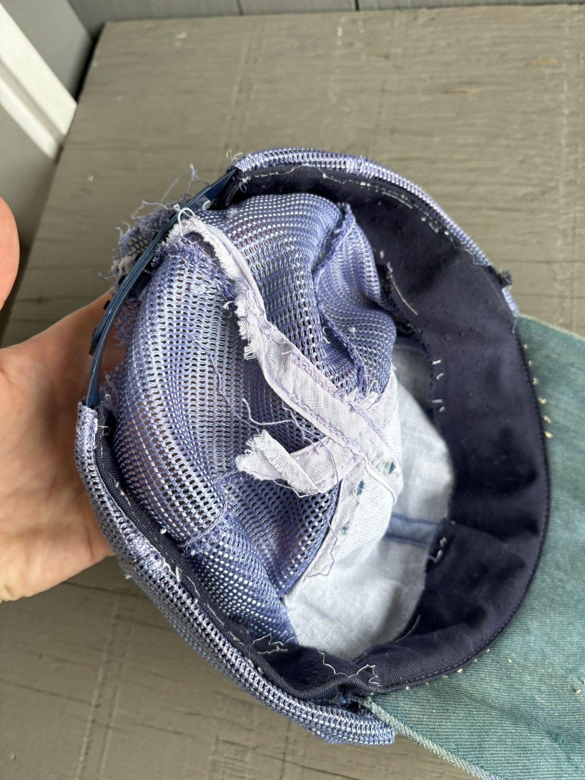 Levi's Vintage Levi's Trucker Hat Thrashed Denim 70s 80s Mesh Jeans Size ONE SIZE - 11 Thumbnail