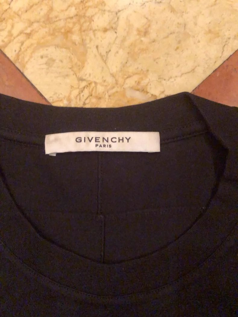 Givenchy Givenchy Men's short sleeve T-shirt Size US L / EU 52-54 / 3 - 3 Thumbnail