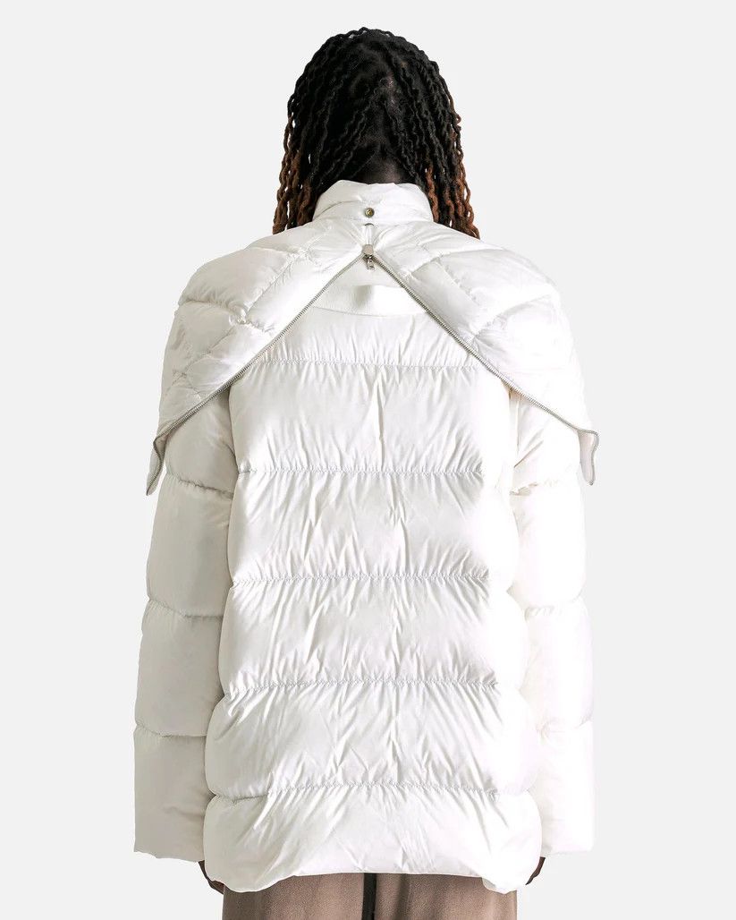 Rick Owens o1s1v1r1oon0825 Moncler Hooded Cyclopic Coat in Milk/White Size US L / EU 52-54 / 3 - 4 Thumbnail