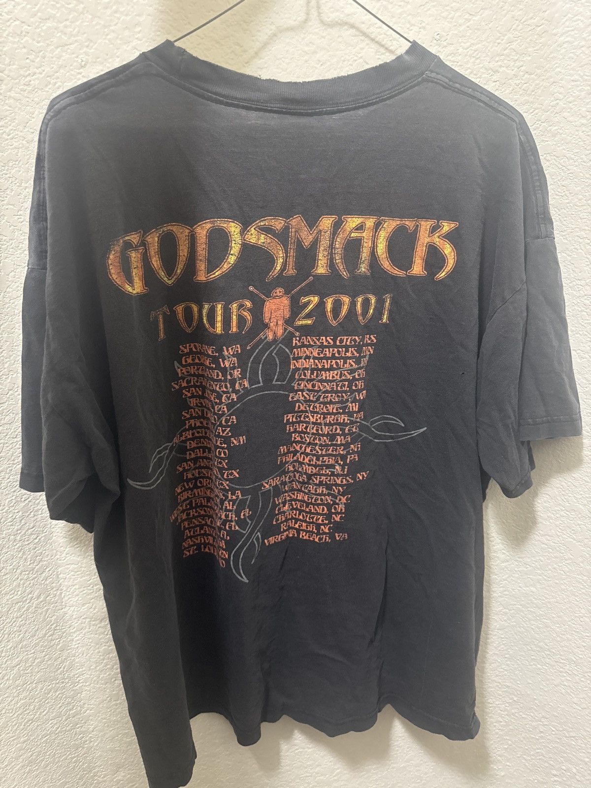 Vintage Vintage Godsmack Tee Size US L / EU 52-54 / 3 - 2 Thumbnail