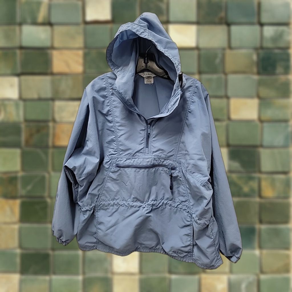 Vintage VINTAGE L.L. Bean Women’s Windbreaker Hooded Anorak Jacket Pullover Blue Petite Large feels Like New Size L / US 10 / IT 46 - 1 Thumbnail