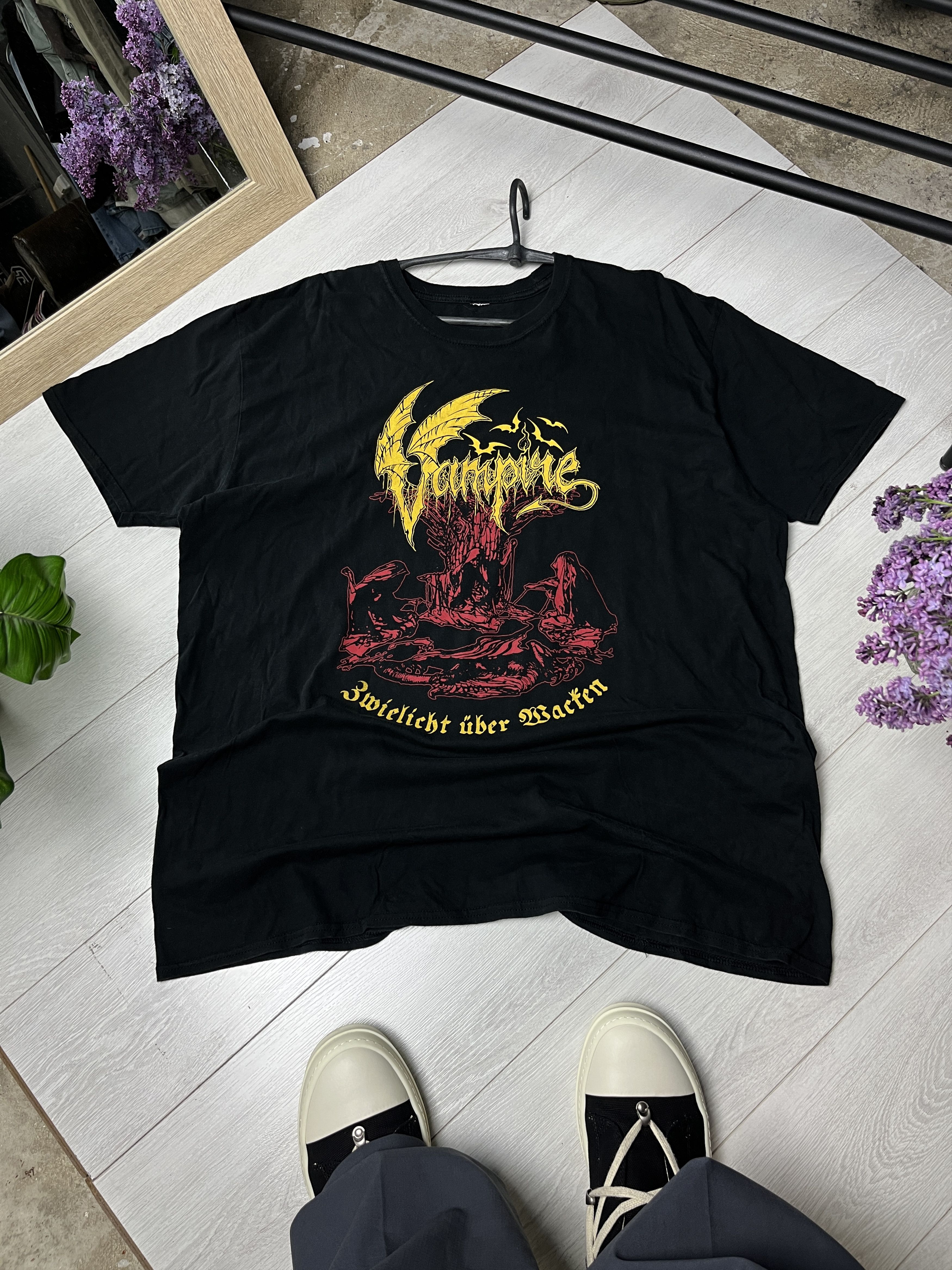 Band Tees VAMPIRE "ZWIELICHT ÜBER WACKEN" TEE - № 947 Size US XL / EU 56 / 4 - 1 Thumbnail