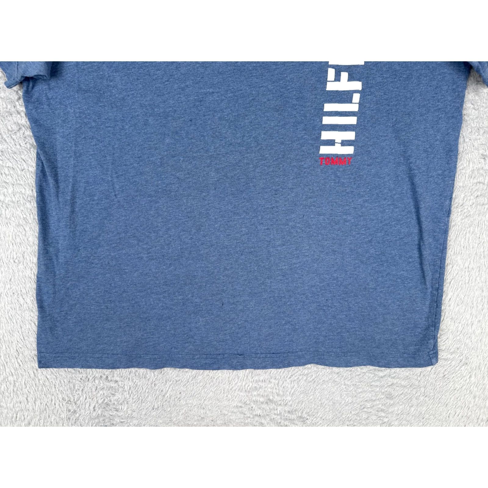 Tommy Hilfiger Tommy Hilfiger Shirt Adult Large Blue 100% Cotton Crew Neck Short Sleeve Logo Embroidered Men T-Shirt Size US L / EU 52-54 / 3 - 5 Thumbnail