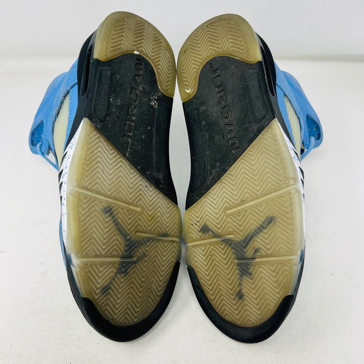 Jordan Brand Jordan 5 Retro UNC University Blue Size US 9.5 / EU 42-43 - 6 Thumbnail