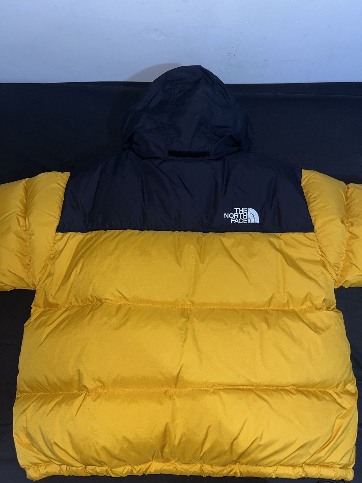 The North Face Men’s 1996 Retro Nuptse Jacket Size US XXL / EU 58 / 5 - 2 Thumbnail
