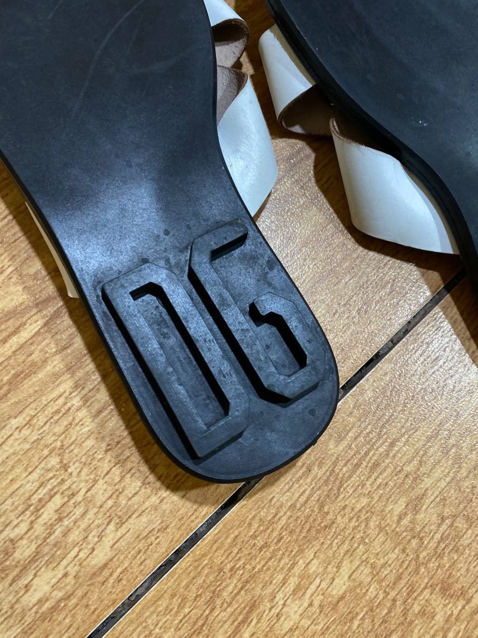 Dolce & Gabbana vintage Dolce Gabbana slippers luxury streetwear crazy Y2K Size US 11 / IT 41 - 3 Thumbnail