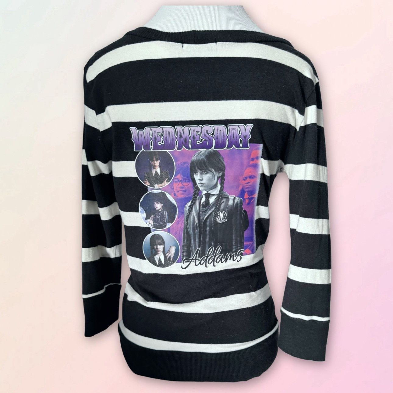 Vintage Wednesday Customized, Y2K Striped Deep V-Neck Knit Cardigan Size ONE SIZE - 14 Thumbnail