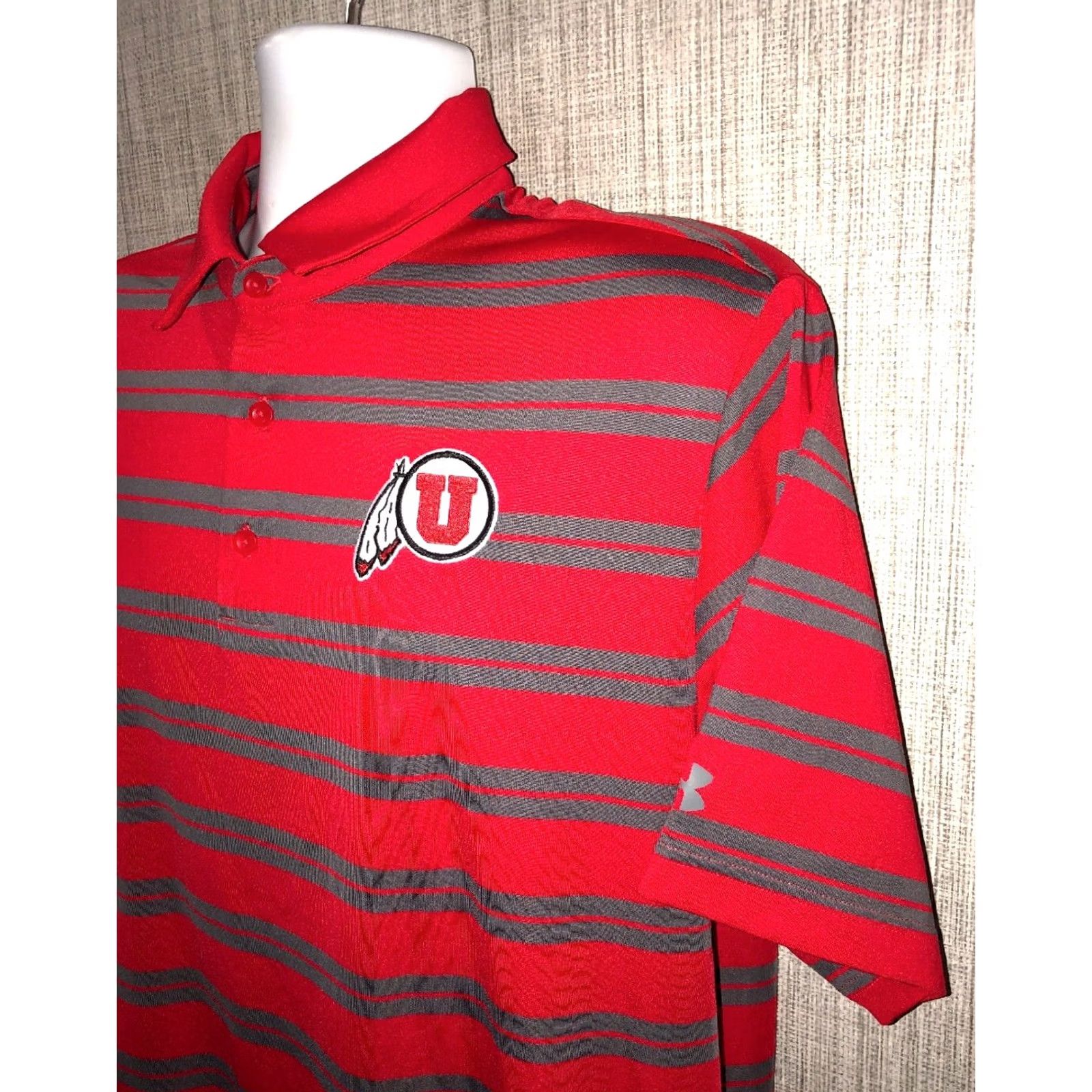 Under Armour Under Armour Polo Golf Shirt Mens Red Gray Striped Size L Short Sleeve Polo Shirt Golf/Pol o Red Gray L Mens Size US L / EU 52-54 / 3 - 2 Thumbnail